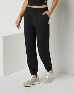 Vuori Women's  Boyfriend Jogger BLACKHEATHER